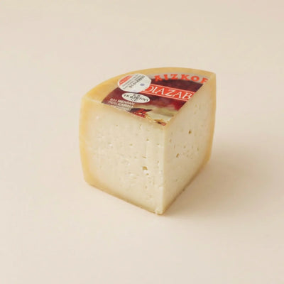 Cuña de queso Idiazabal ahumado Aizkolari D.O. artesanal