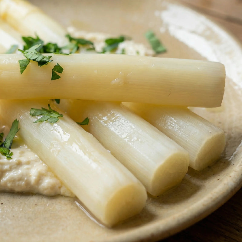 Espárragos con textura firme y sabor delicado