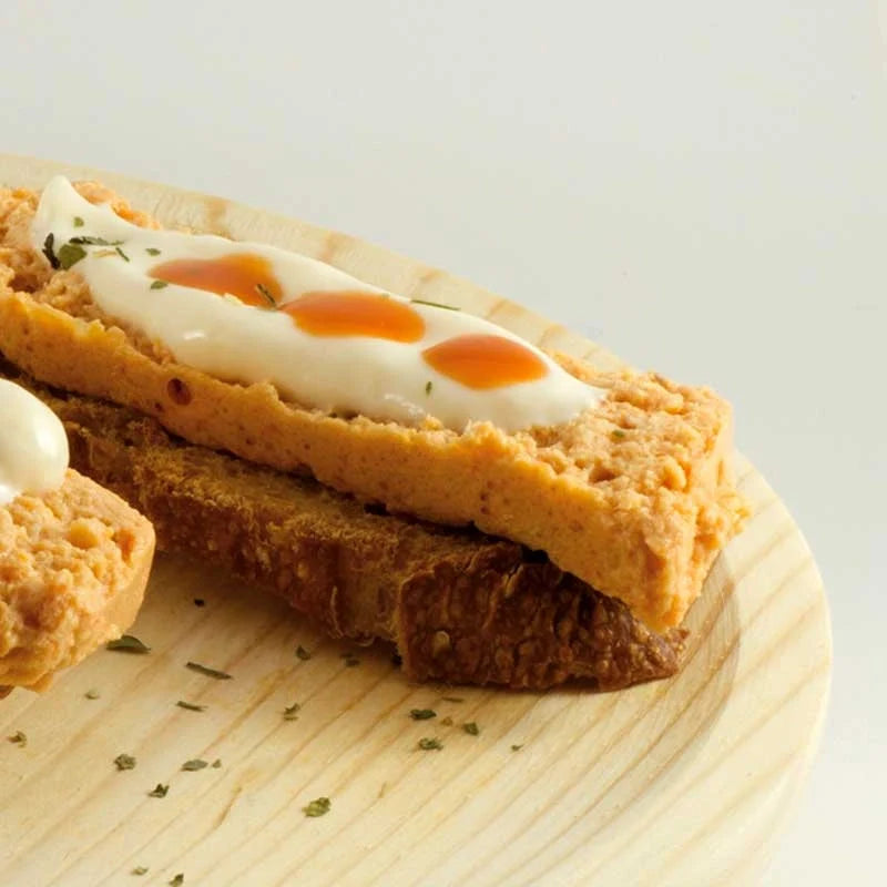 Pastel de cabracho perfecto para servir en frío en ocasiones especiales