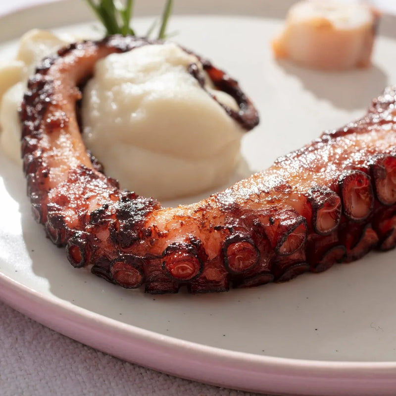 Pulpo cocido con corte limpio y sabor marino natural