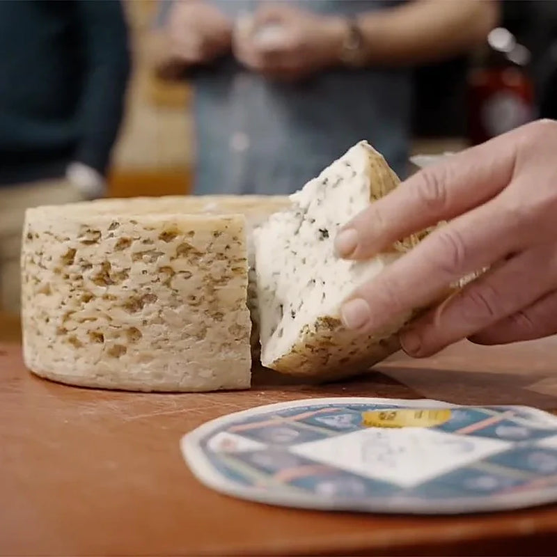 Queso azul de oveja perfecto para recetas gourmet y degustación