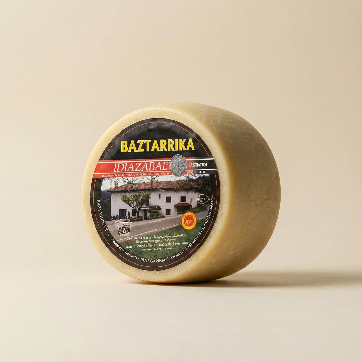 Queso Idiazabal DOP Baztarrika artesanal de leche cruda de oveja latxa
